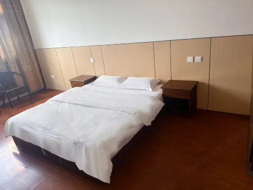 Changxing Xinmao Hotel
