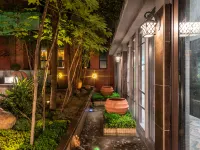 藝龍安雲飯店（貴陽黔靈山公園噴水池地鐵站店） 巴格岩附近的飯店