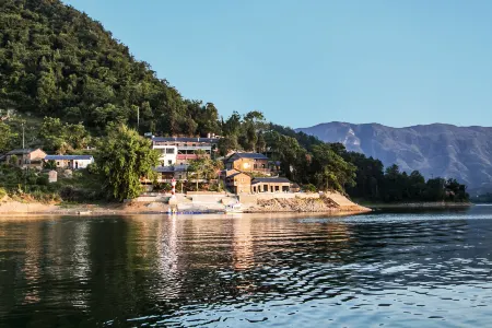 Xiandao Lake Southeast Mountain Homestay Отели рядом с достопримечательностью «Xiandaohu Xianhu Gallery»