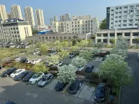 Homeinn Plus Hotel (Rongcheng Chengshan Avenue Cherry Lake) - Bãi đậu xe