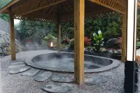 Boji Cai Hot Spring Homestay (Ya'an Zhougong Mountain Hot Spring) - Hot Springs