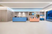 Hanting Hotel (Zhidan Hongdu Street Branch)