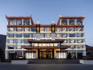 Luhuo Bodala Grand Hotel