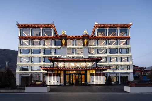 Luhuo Bodala Grand Hotel