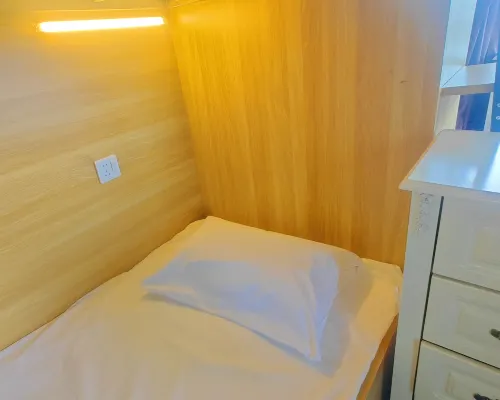 Eden Hostel Rooms Photos