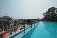 Chikan Ancient Town San Francisco Hotel - Boutique
