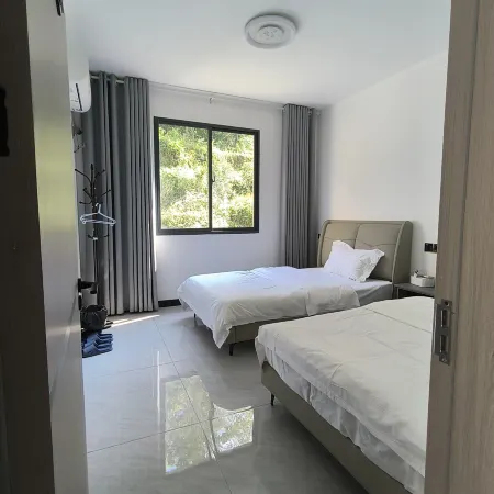 Xinyuan Homestay (Shuanghe Karst Cave)