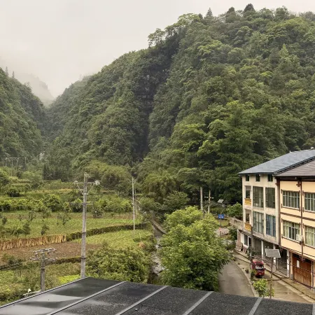 Yueju Hostel