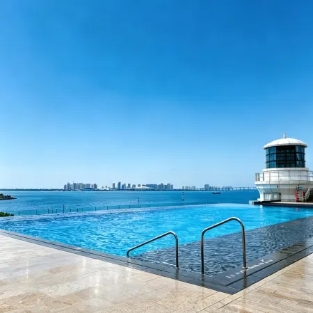 Wujie Shangju Seaview Apartment