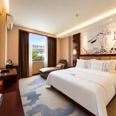 Yingjiang Dongfang Jiayi Boutique Hotel