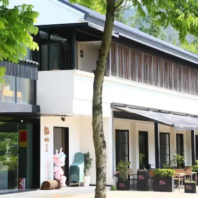 Luyu Forest Homestay Hotels near Dayu Valley