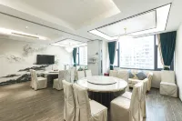 Manhattan International Hotel