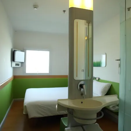 Cordia Hotel Surabaya Airport - Hotel Dalam Bandara - Formerly Ibis Budget Surabaya Airport