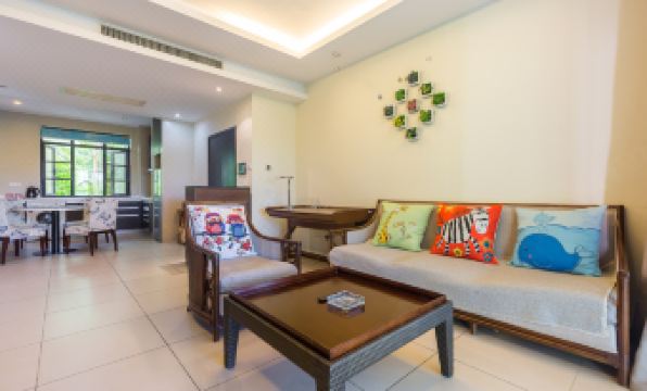 Sanya Forest Coast Pool Resort