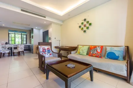 Sanya Forest Coast Pool Resort