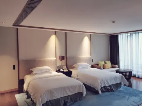 Biquan Kongzhong Hot Spring Hotel