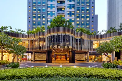 Sheraton Surabaya Hotel and Towers Hotel dekat Gereja Bethel Tabernakel