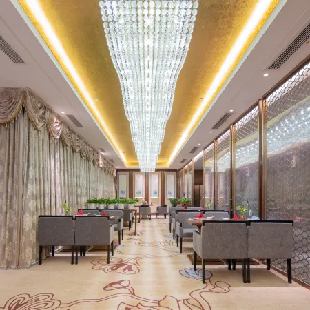 Dechen Jinling Grand Hotel