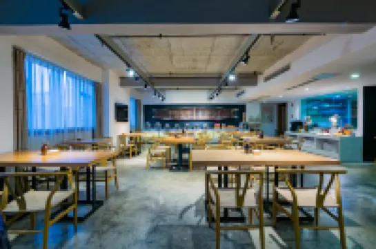 Theme Hotels & Resorts (Chengdu Chunxi Taikoo Li)