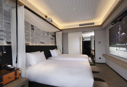 아서 호텔 조식 로봇