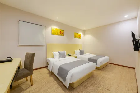 Yapu Hotel (Leping Zhuhai Middle Road Branch) Отели в г. Лепин
