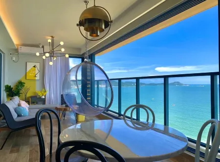 Huali Hai'an Holiday Apartment (Wuchuan Dinglongwan) Отели рядом с достопримечательностью «Jizhao Bay»