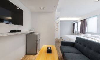 Step Inn
