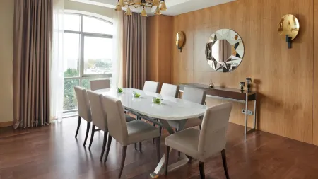 塔什干凱悅飯店