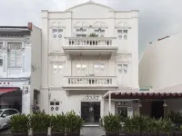 The Daulat by Hotel Calmo Hotels near Little India
