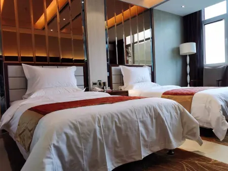 Ningxia Travel Investment Yuanfeng Hotel Отели рядом с достопримечательностью «Laolongtan»