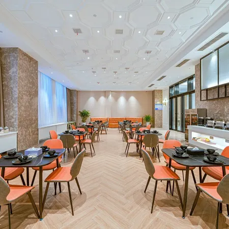 Vienna International Hotel (Jiujiang Pengze Kangyang Branch)