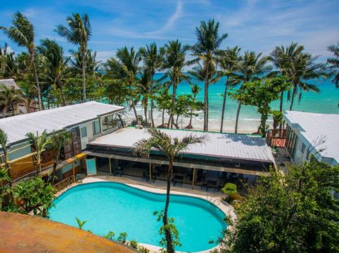 Red Coconut Beach Hotel Boracay