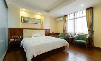 Wuchuan Hongye Business Hotel (Xinshijie Plaza)
