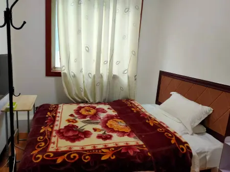 Nayi Huiyuan Hostel Отели рядом с достопримечательностью «Jiutian Cave Zongxi River Scenic Tourist Area»