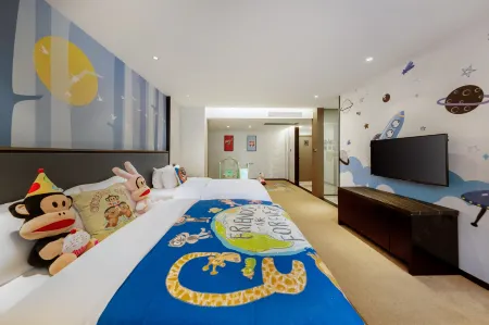 Maison New Century Hotel
