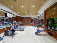 Gloria Grand Hotel Hotels near Yangming Station