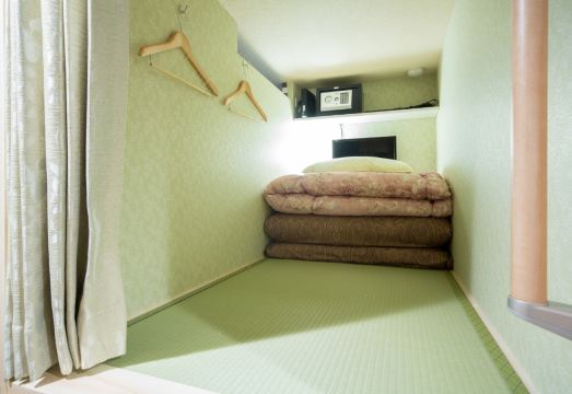 호스텔 와사비 나고야 에키마에 침대