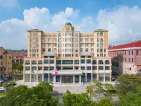 ECHARM Hotel (Suizhou Country Garden Store) - parking