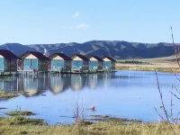 Hongyuan Moon Bay Holiday Linka Mujiale Hotels near Zhuoma Ranch