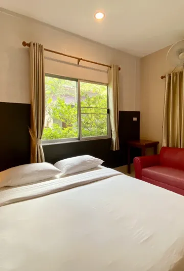 ห้องสแตนดาร์ดพร้อมเครื่องปรับอากาศ