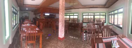 Isla Inn Отели в г. Larena