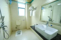 Maoming Mingxuan Hotel (Maoming High-speed Railway Station Nanyue Wenchuang Street Branch)