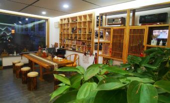 Wutai Mountain Jingju Bodi Bed and Breakfast