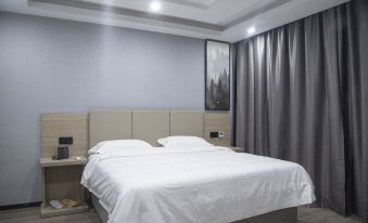 GreenTree Inn AnHui AnQing TongCheng South ShengTang Road ShengTang International Business Hotel