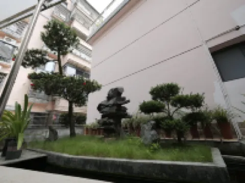 Dexin Business Hotel