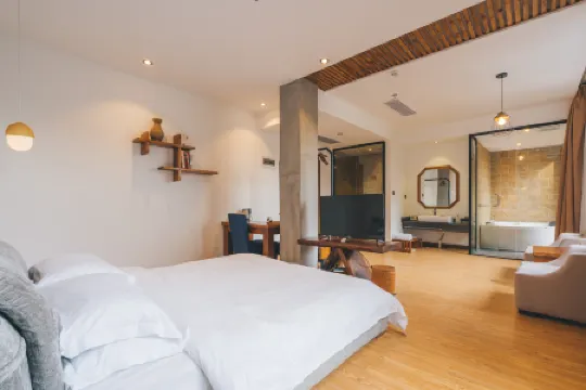 Tulip Fashion Hotel (Zhuquan Road Branch)