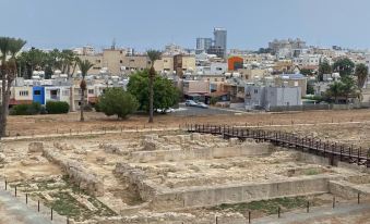 Larnaca Comfort Rooms