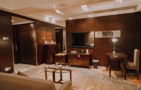 Linhai International Hotel Отели в г. Фунин