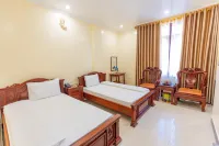 Quang An Hotel - 2-Star