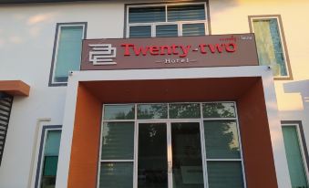 Twenty-Two Hotel